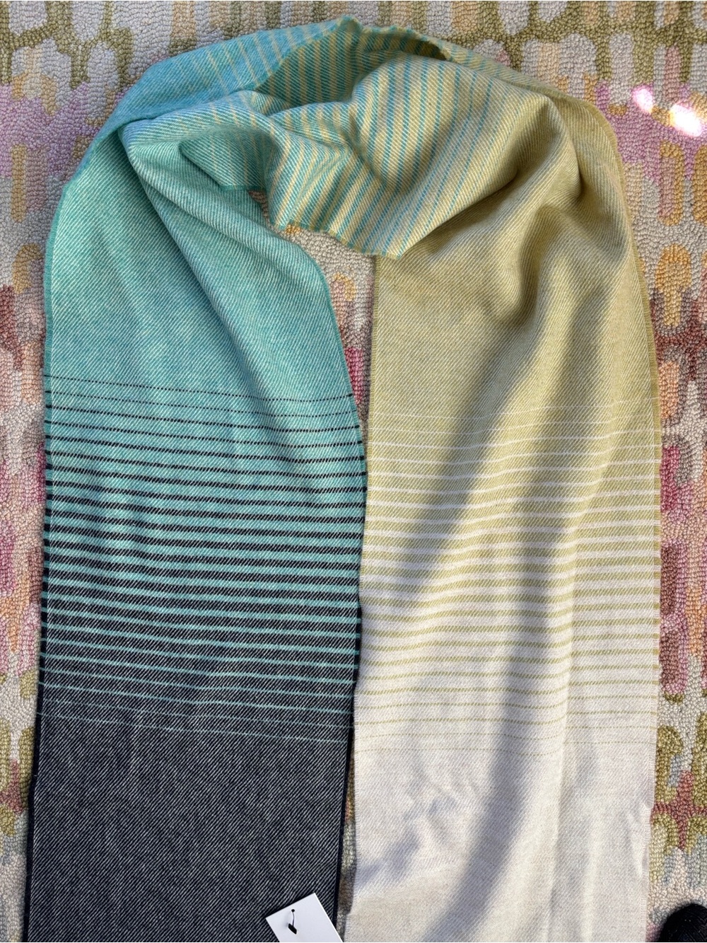 McNutt of Donegal Jasmine Ombré Merino Lambswool Scarf woven in Ireland NWT - Picture 10 of 15